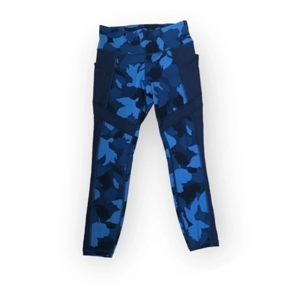 Athleta All In Camo 7/8 Tight Pant -‎ S